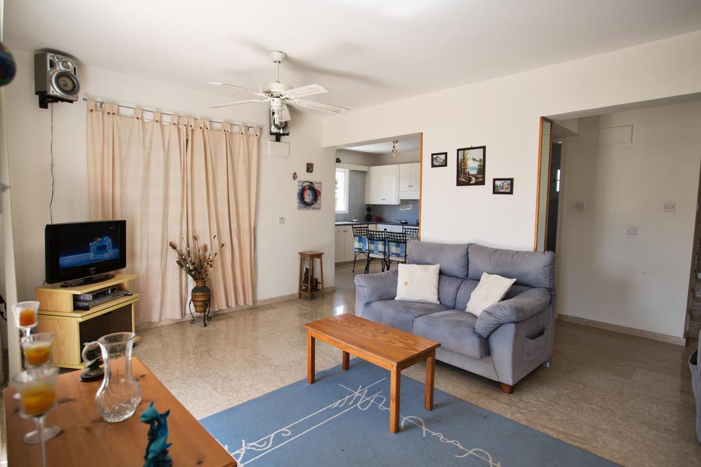 Merab Center Villas Ayia Napa Luaran gambar
