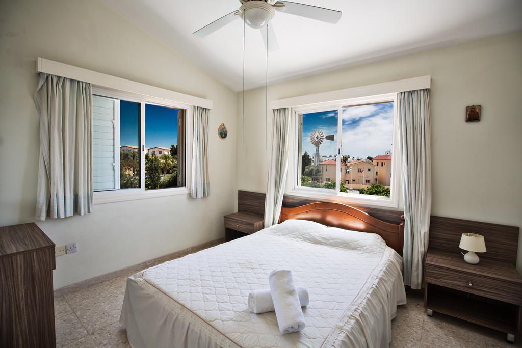 Merab Center Villas Ayia Napa Luaran gambar